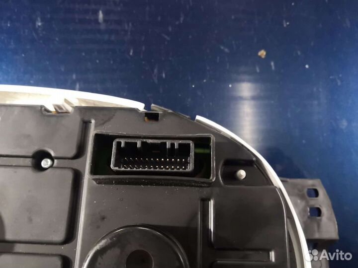 Щиток приборов Renault Logan 2 Sandero 2