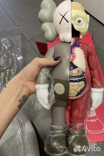 Фигурка kaws 38 см