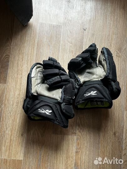 Краги хоккейные 13