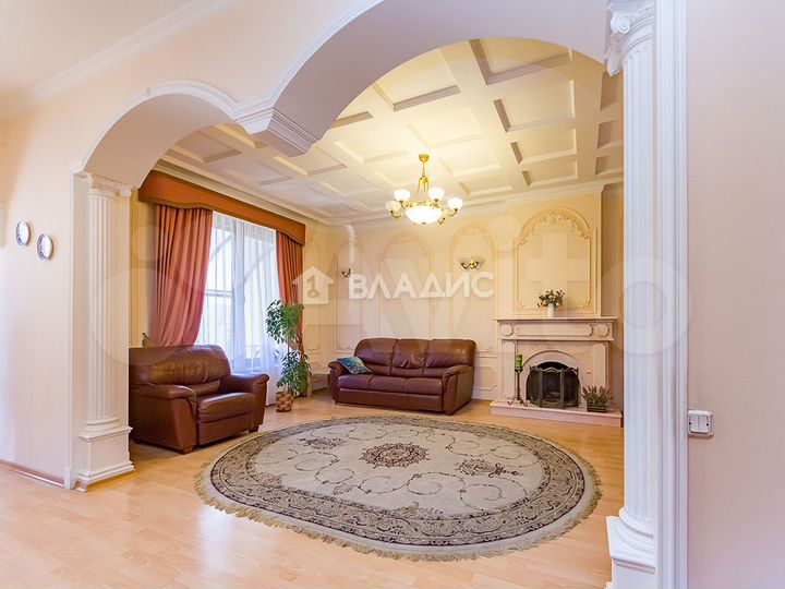Таунхаус 200 м² на участке 2 сот.