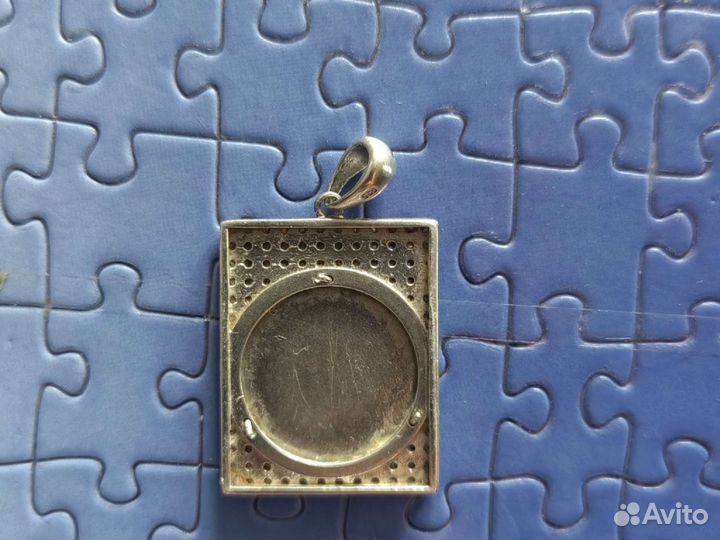 Большой серебряный кулон