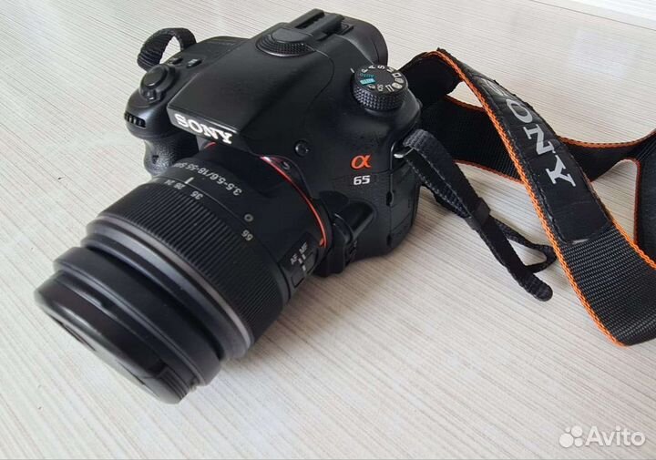 Зеркальный фотоаппарат Sony SLT-A65