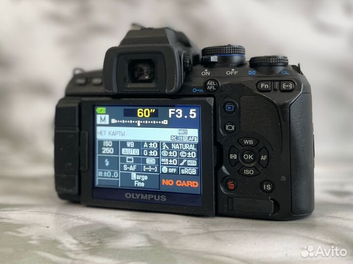 Olympus E-620 Kit