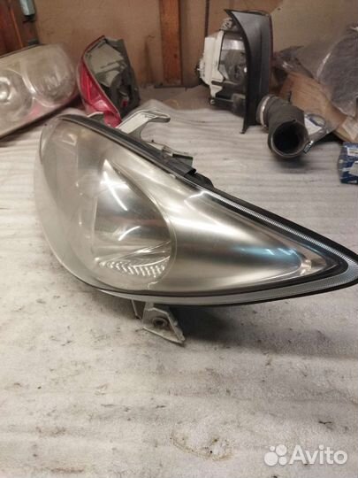 Фара левая Camry 30 Koito 33-66