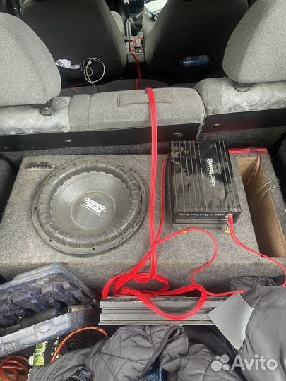 Сабвуфер dst 12