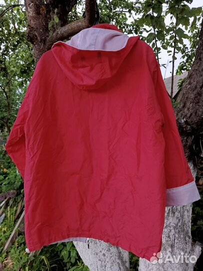 Куртка-ветровка