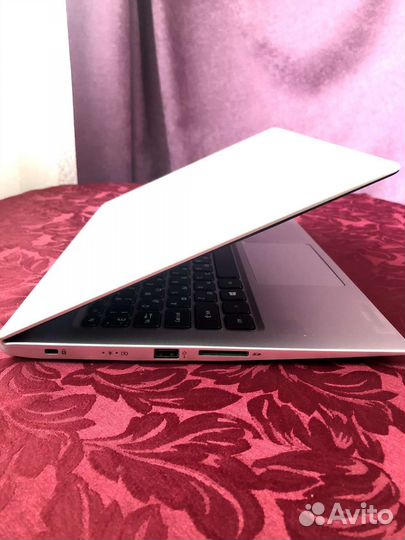 Ноутбук Acer Swift 1 SF113-31-P989 NX.gnler.006