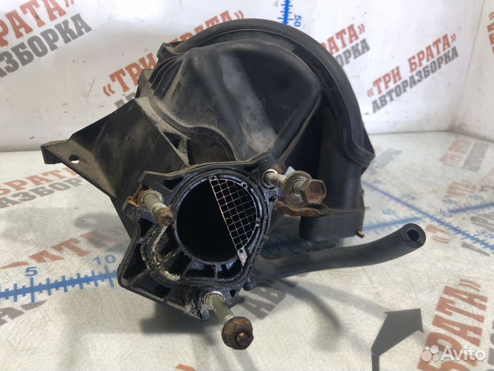 Тойота Королла Впускной коллектор