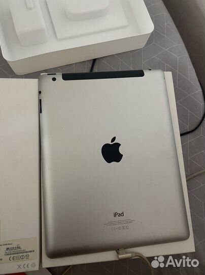 Apple iPad 4 Wi-Fi Cellular 32 Гб