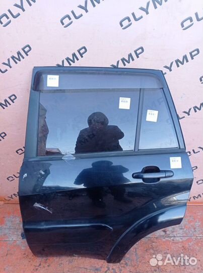 Форточка двери задняя левая Toyota Rav4 ACA21