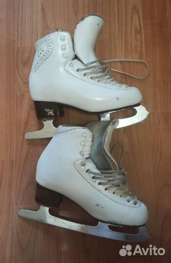 Фигурные коньки risport 245