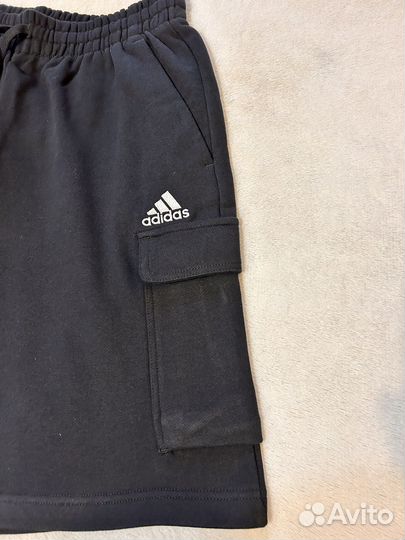 Шорты adidas размер M