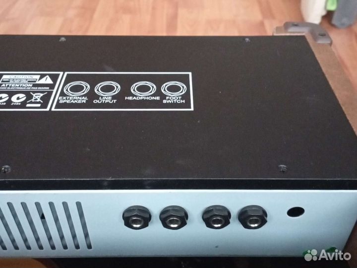 Kustom Sienna 35 (комбоусилитель)