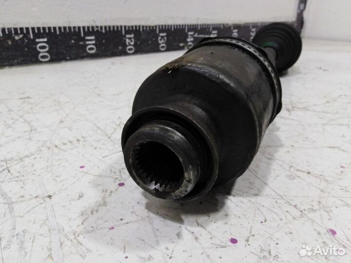 Привод передний правый