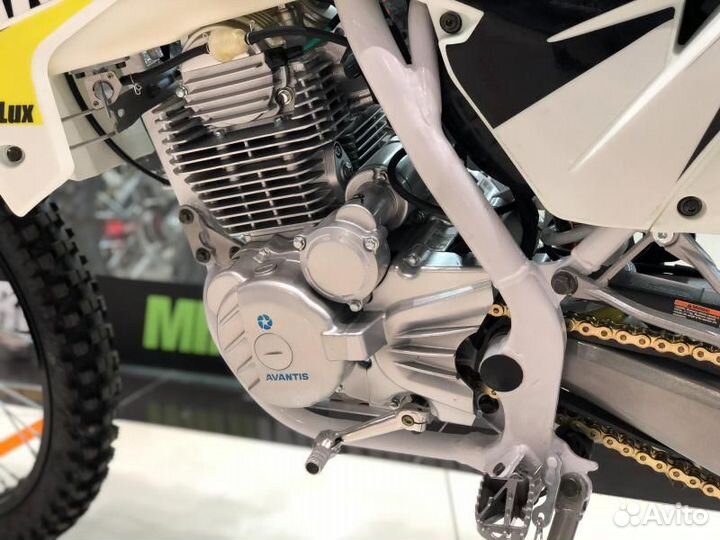 Мотоцикл Avantis FX 250 Lux (172FMM, возд.охл.)птс