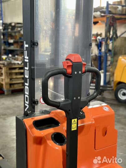 Штабелер 1,5тонн с бесплатной доставкой и Trade-in