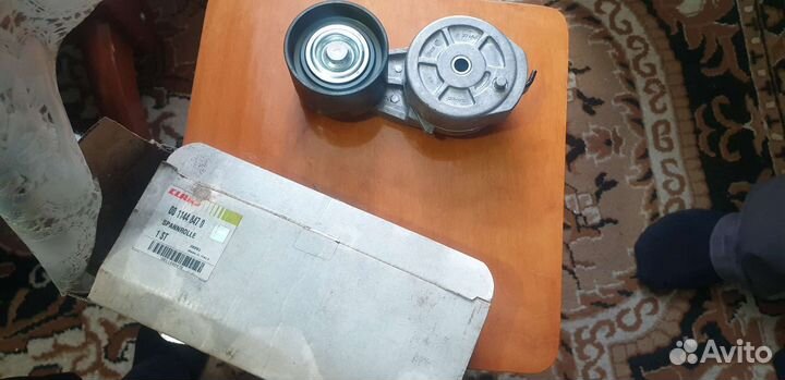 Натяжитель ремня генератора Class axion 940