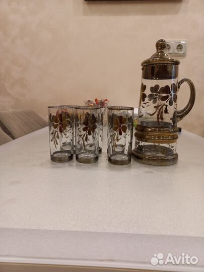 Продам винтажный новый графин со стаканами