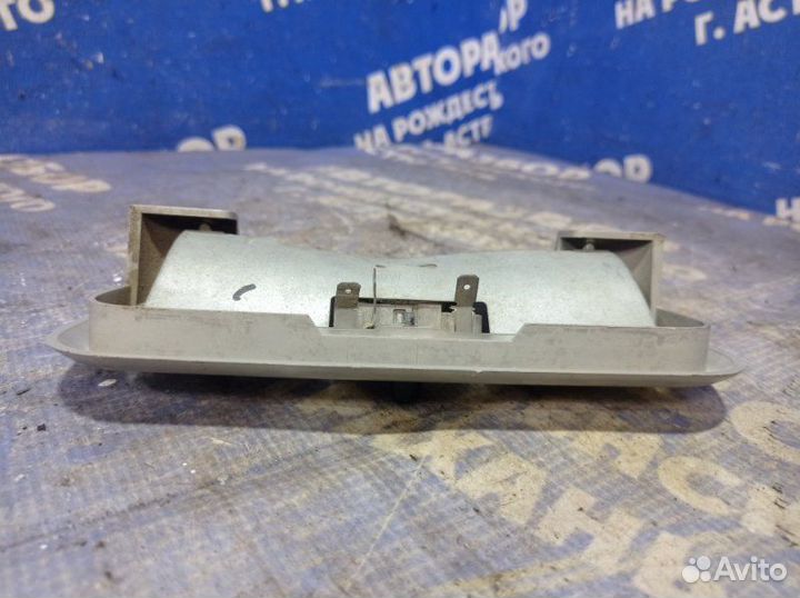 Плафон салона Ford Focus 1 седан 2004