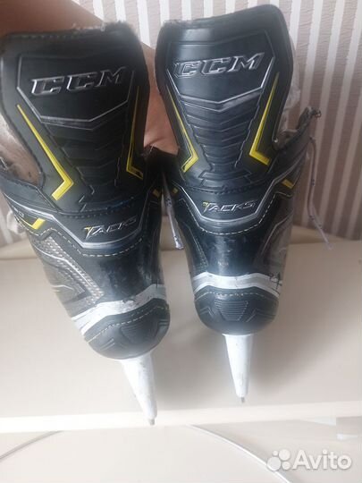 Коньки хоккейные детские