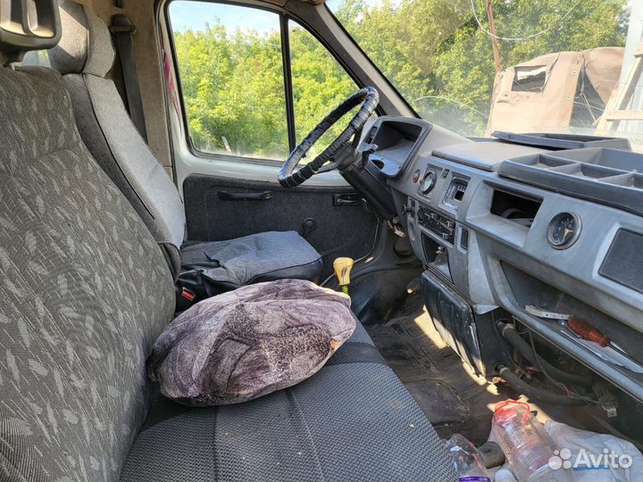 ГАЗ ГАЗель 330210, 2001