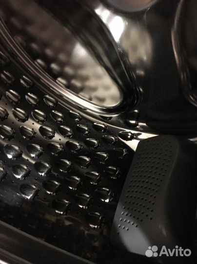 Новая стиральная машина на 7 кг Bosch WLT 24440