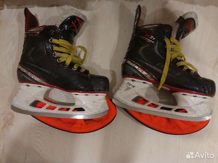 Хоккейные коньки bauer vapor x2.7
