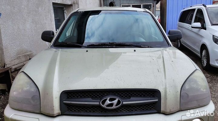 Лобовое стекло Hyundai Tucson (2004-2015)