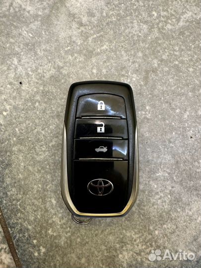 Ключ оригинальный Toyota Camry 55