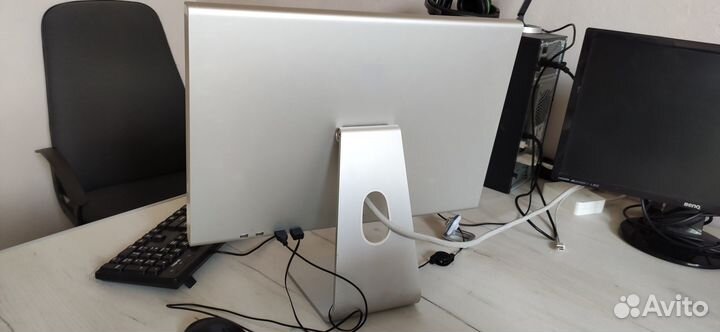 Монитор Apple Cinema 20 inch