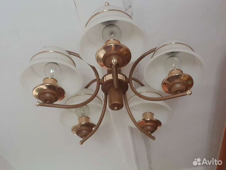 Люстра потолочная бу