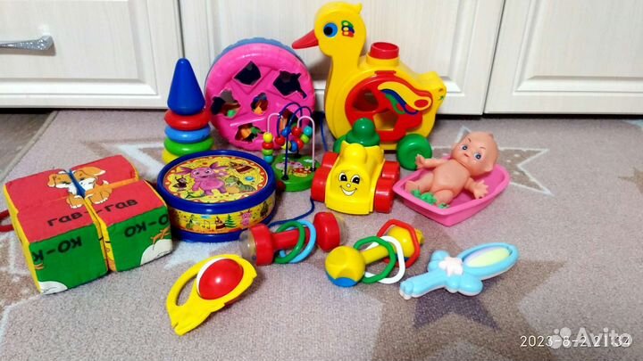 Развивающие игрушки