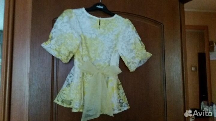Блузка нарядная для девочки