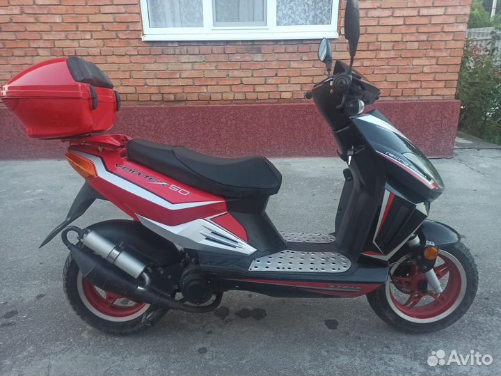 Продам скутер vortex 50