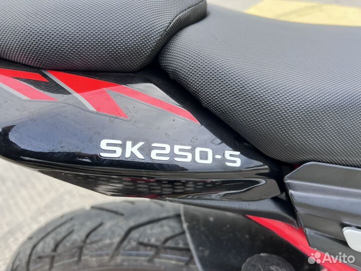 Дорожный мотоцикл Regulmoto Raptor sk 250-5