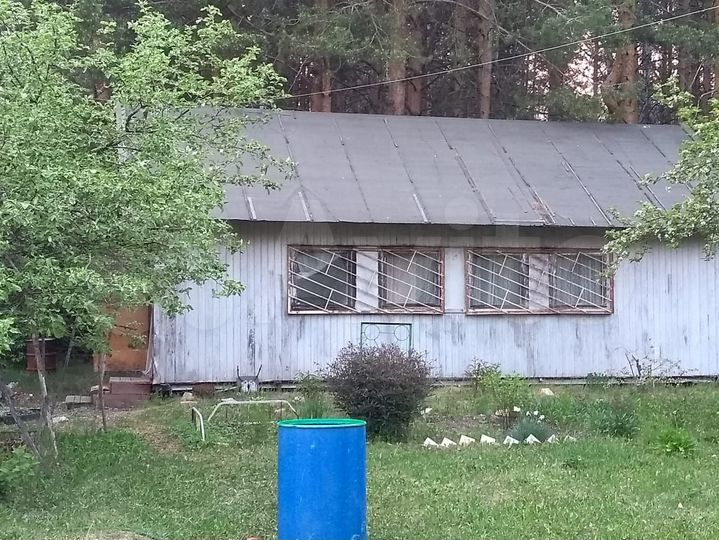 Дача 24 м² на участке 8 сот.