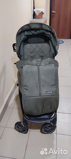 Прогулочная коляска всесезонная