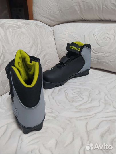 Лыжные ботинки детские, размер 33