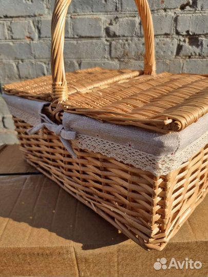 Корзина плетеная для пикника