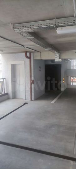 Машиноместо, 14 м²