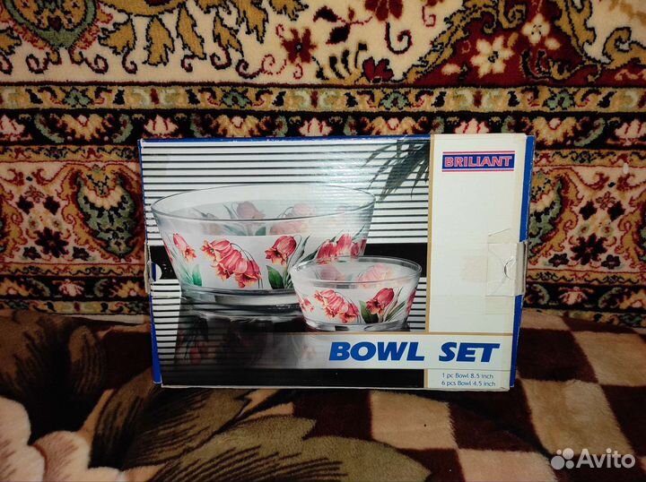 Набор салатников 7 предметов (новые)