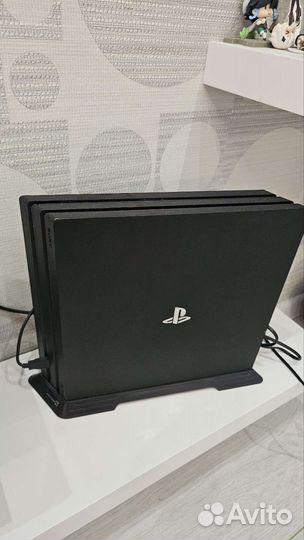 Sony playstation 4 pro 1tb, 3 джойстика, док, игры