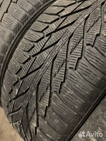Nokian Tyres Hakkapeliitta R2 SUV 255/50 R20 109R