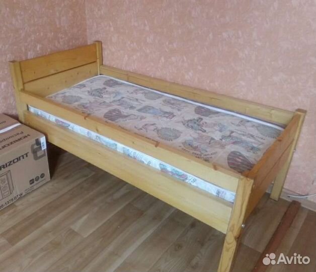 Детская кровать деревянная