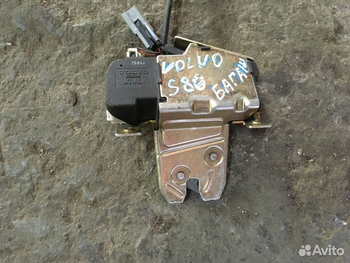 Замок багажника (Volvo S80)