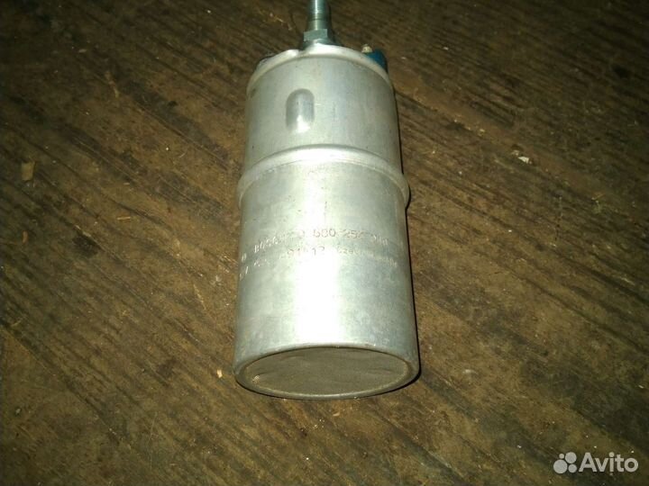 Насос топливный Audi 100/200/80/A6 (6,5bar)