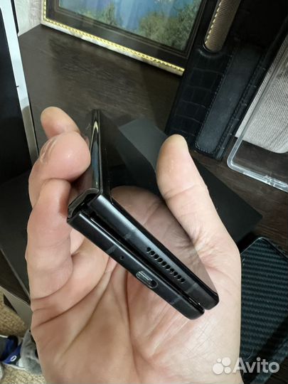 Samsung Galaxy Z Fold3 5G, 12/512 ГБ