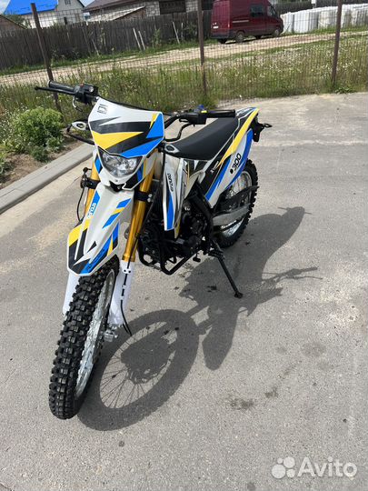 Racer RC300-GY8A