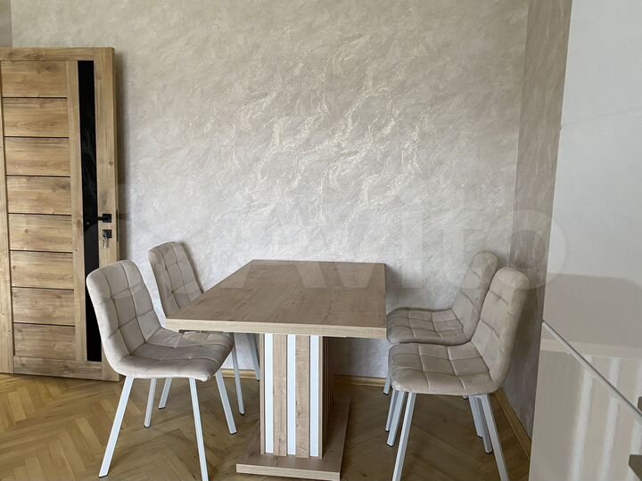 3-к. квартира, 70 м², 5/5 эт.