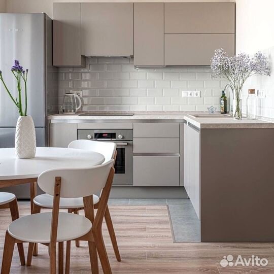 Угловая кухня с мдф фасадами